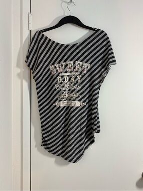 Y2K vintage Striped Black & Gray Off-Shoulder Women's Top